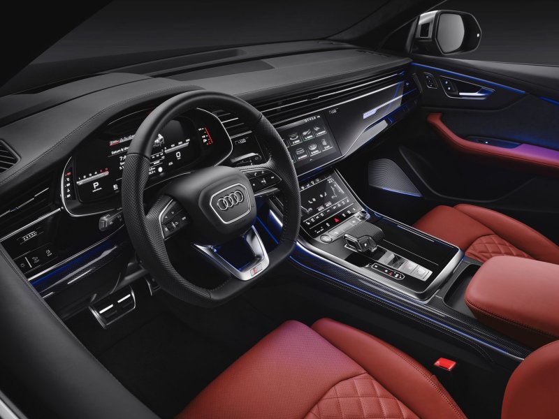 Audi q8 салон