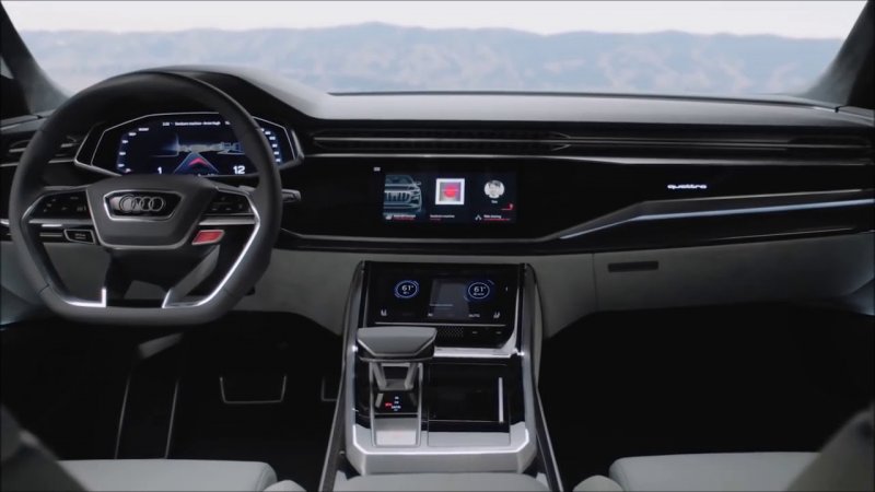 Audi q8 салон