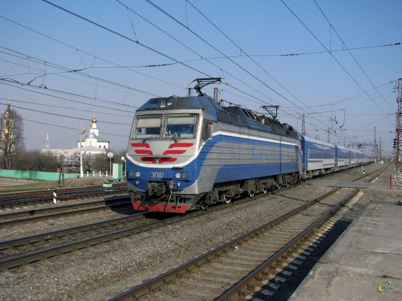 Локомотив эп10 004 002
