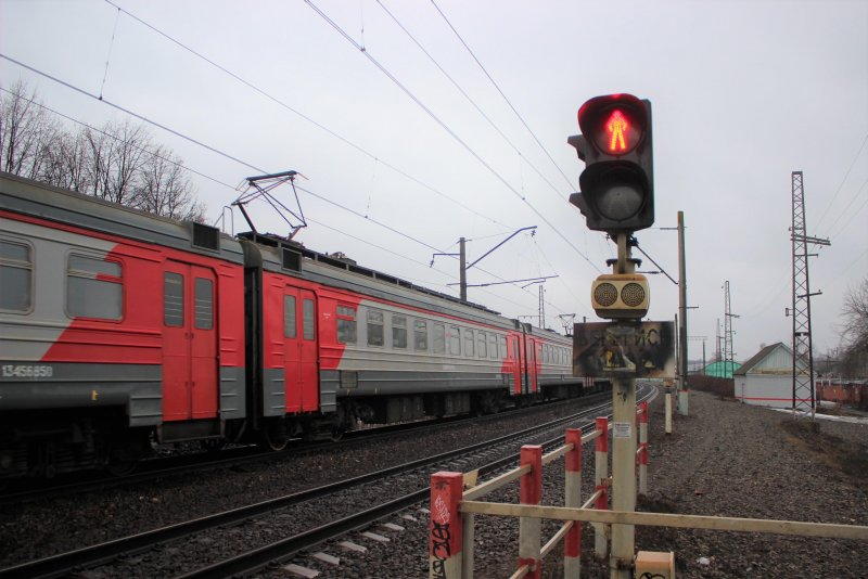 ЖД переезд станция Речная