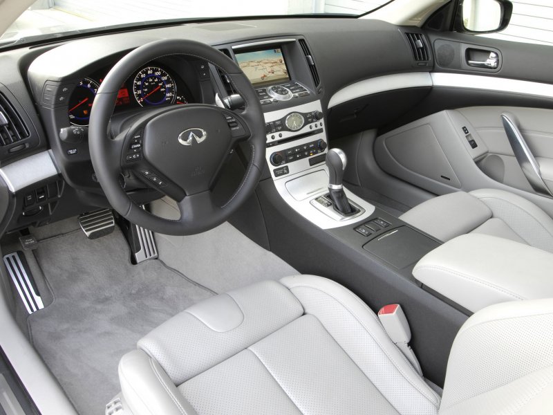 Infiniti g37 Coupe салон