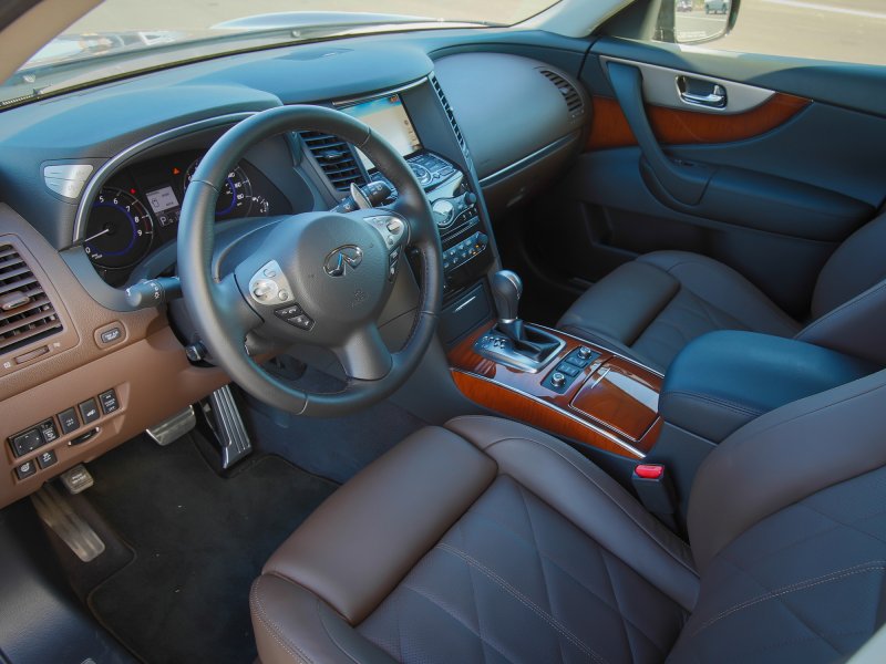 Infiniti qx70 интерьер