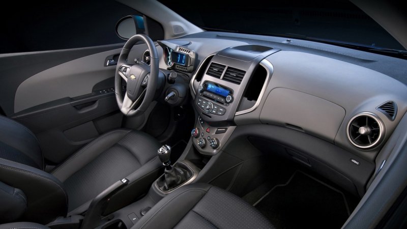 Chevrolet Aveo 2013 салон
