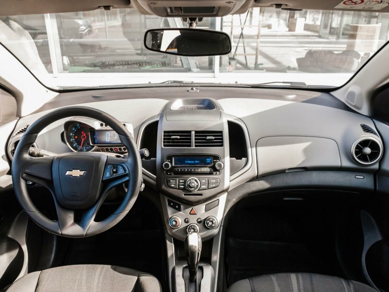 Chevrolet Aveo 2013 салон