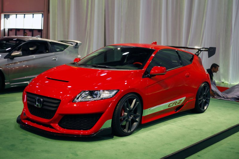 Хонда CR Z