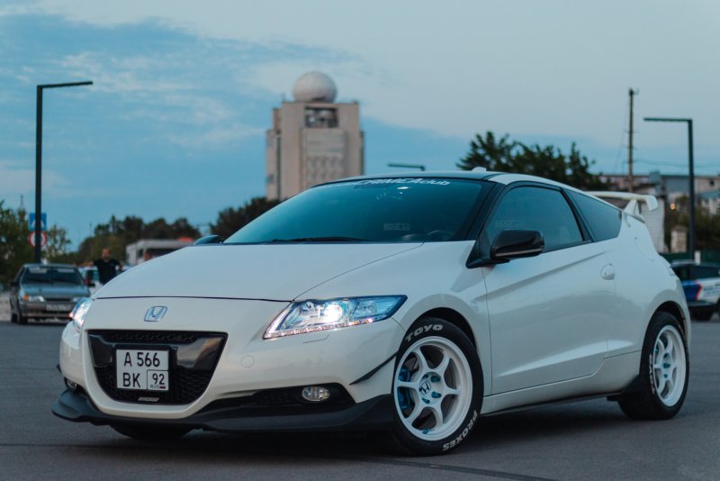 Хонда CRZ 2020