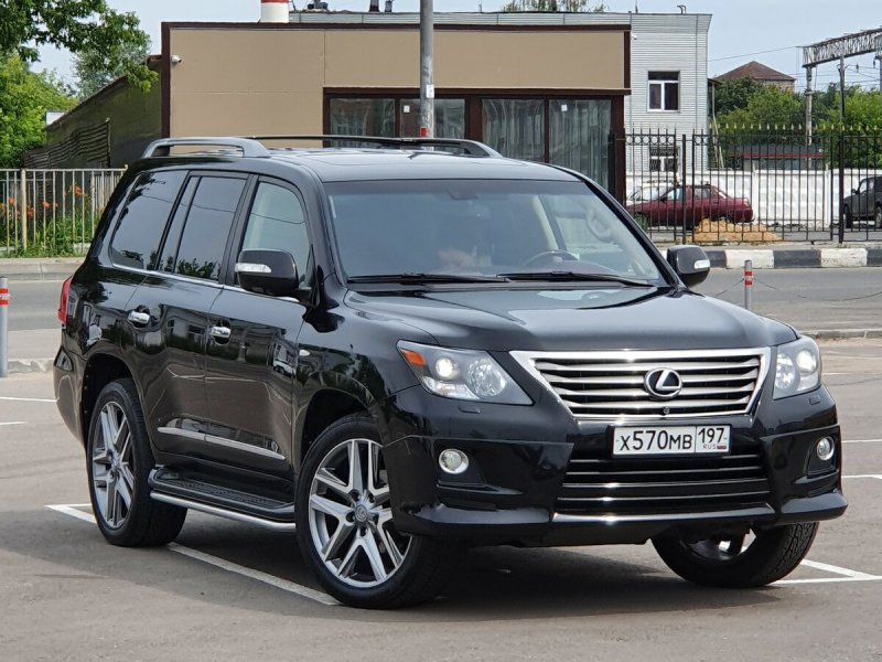 Lexus LX 570 2010