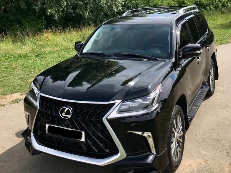 Lexus черный джип