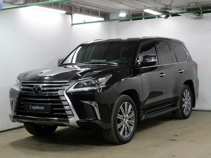 Lexus LX 570 2016 черный