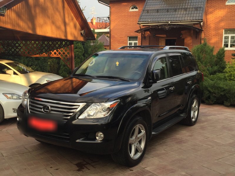 Lexus lx570 черный 2011