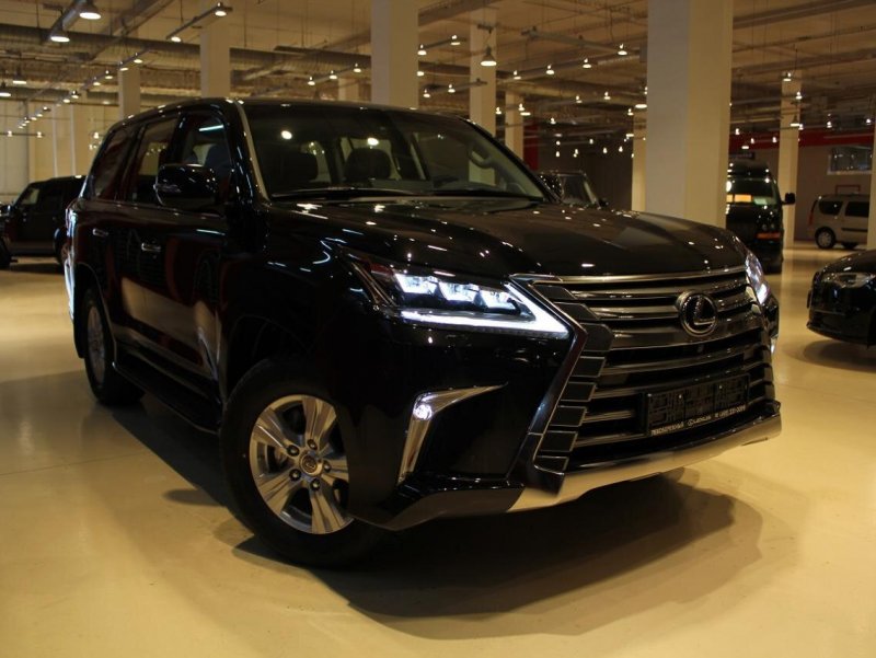 Lexus LX 570 2017 черный