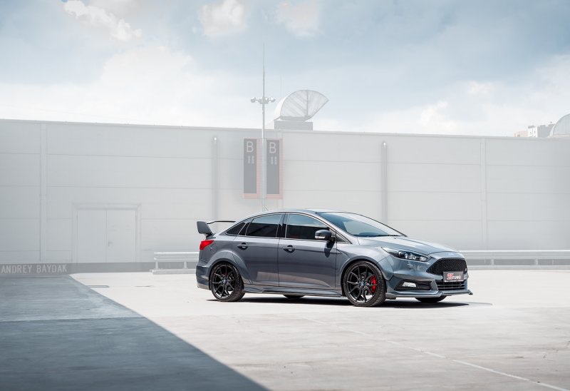 Ford Focus St sedan