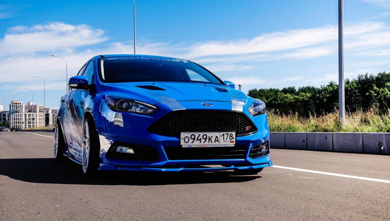 Ford Focus St sedan