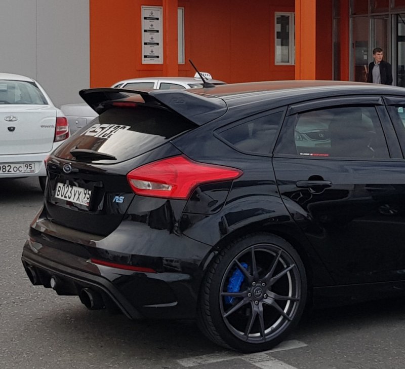 Ford Focus 3 RS черный