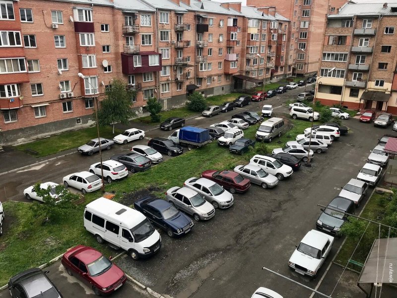 Парковка во дворах жилых домов