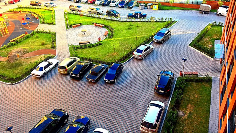 Стоянка автомобилей
