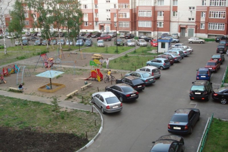 Парковка во дворах жилых домов