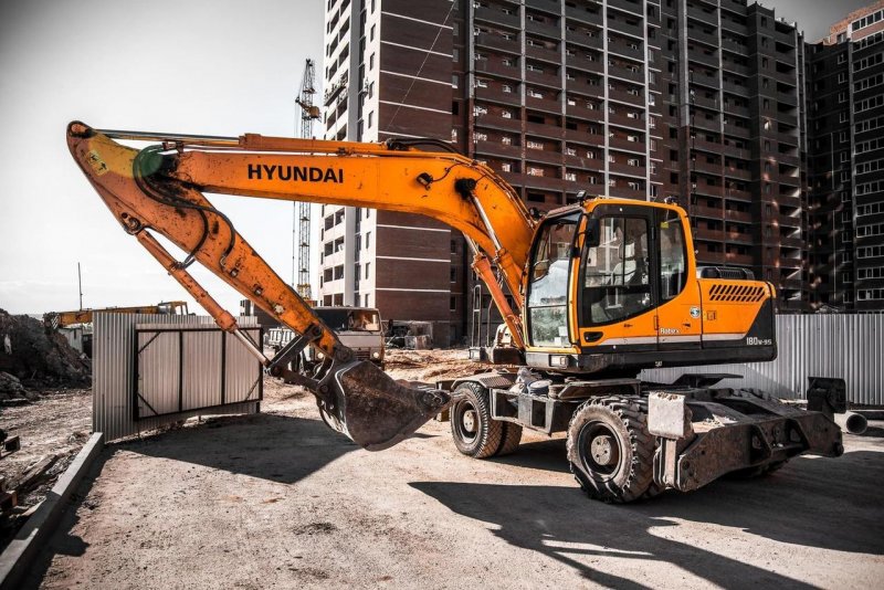 Экскаватор Hyundai r180w-9s