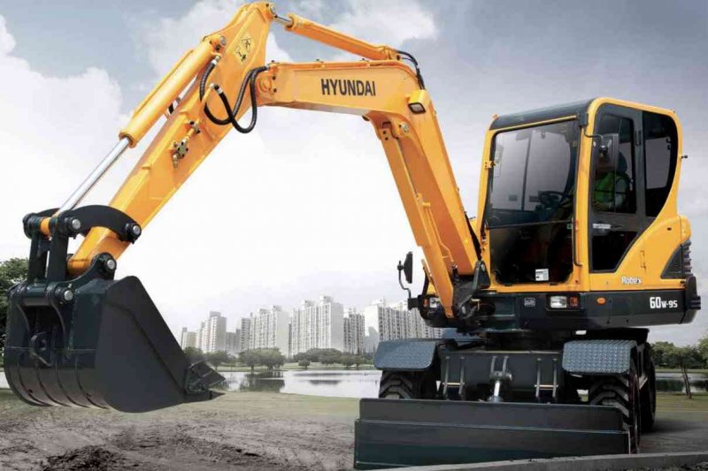 Экскаватор колесный Hyundai r60w-9s.