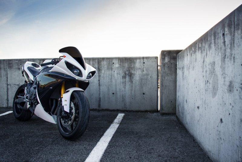 Yamaha r1 HD