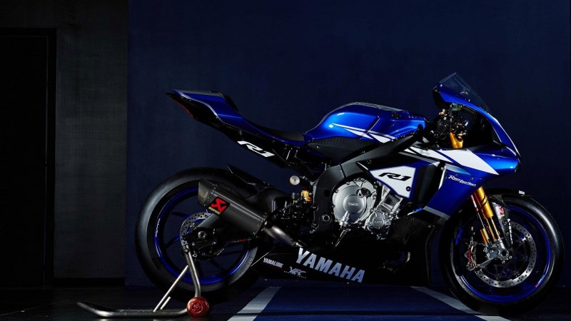 Обои Yamaha YZF r1 m