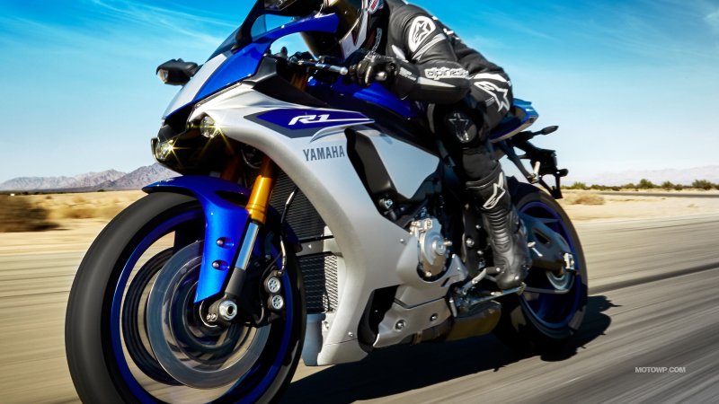 Yamaha r1 4k