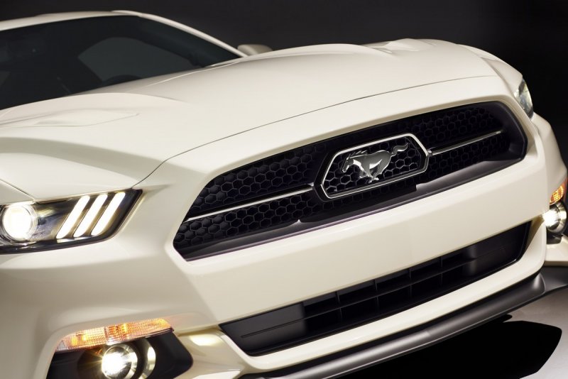 Ford Mustang gt 50