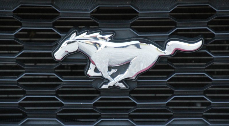 Ford Mustang Emblem