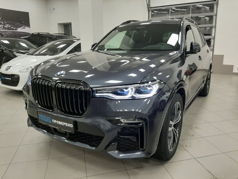 BMW x7 Arctic Grey