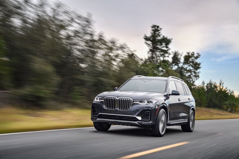 BMW x7 Arctic Grey