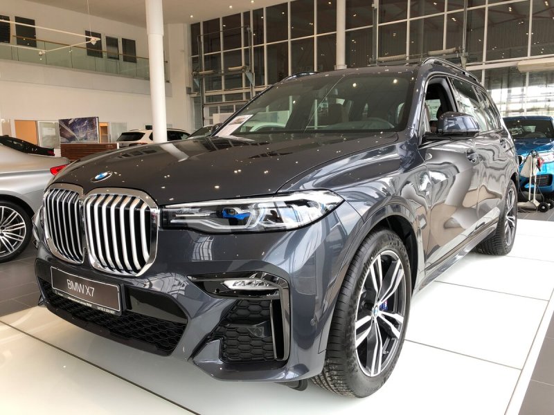 BMW x7 Grey