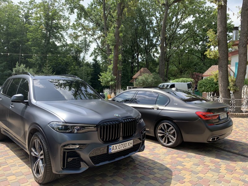 BMW x7 Arctic Grey Shadow line