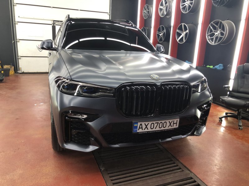 BMW x5 g05 серый матовый