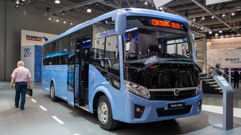 Новый автобус КАМАЗ