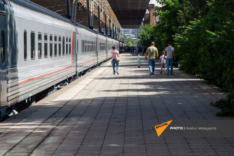 Поезд Ереван Тбилиси