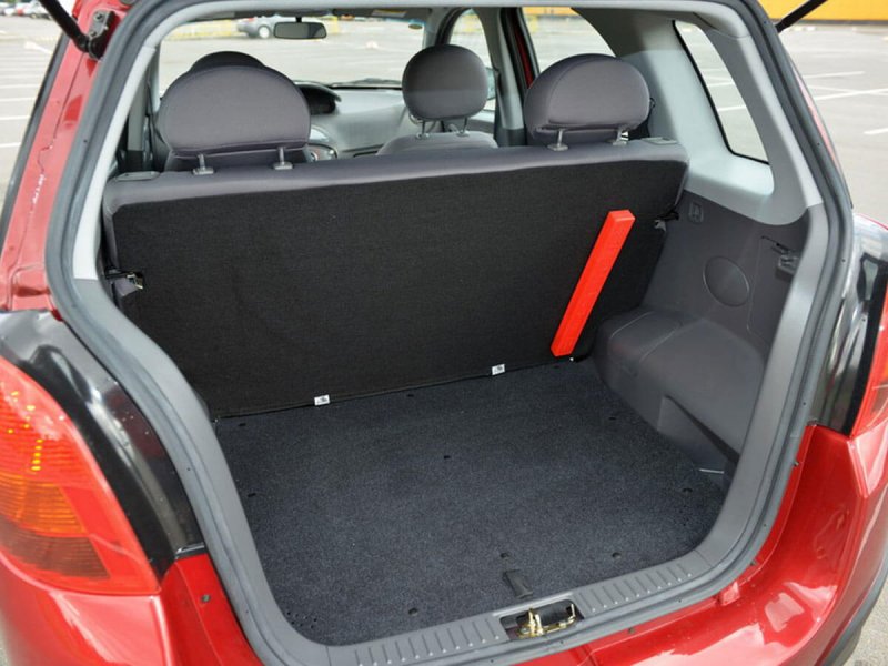 Chery indis s18d салон
