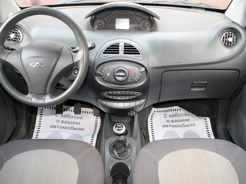 Chery indis s18d салон робот