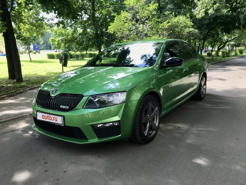 Skoda Octavia RS 2012 зелёная
