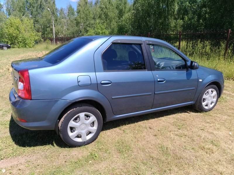 Renault Logan SR 2010