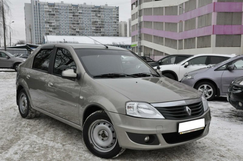 Renault Logan SR