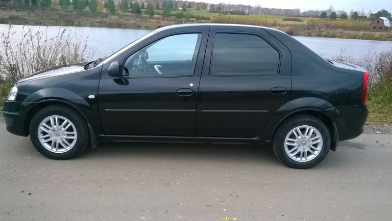 Рено Логан SR 2010
