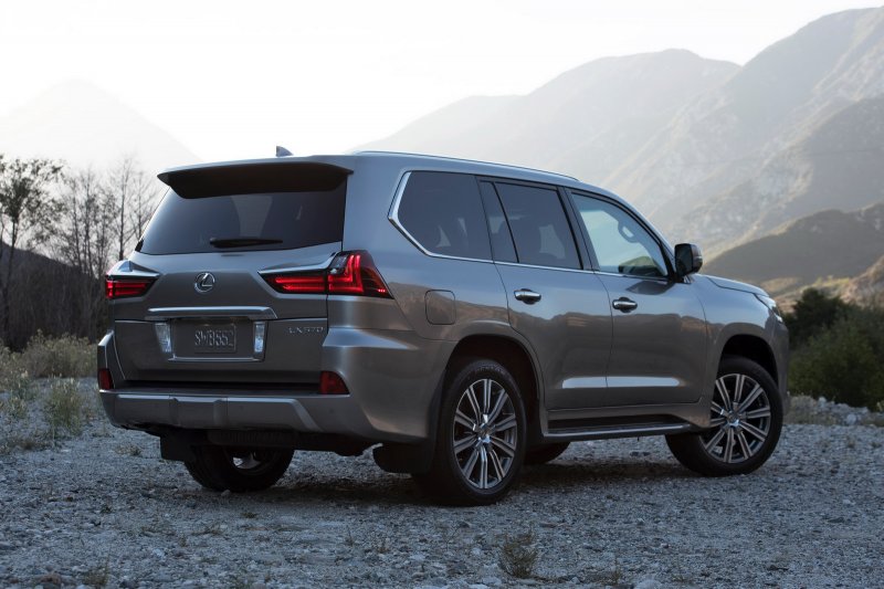 Lexus LX 570 2016