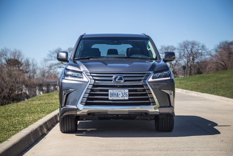 Новый Лексус LX 570 2019