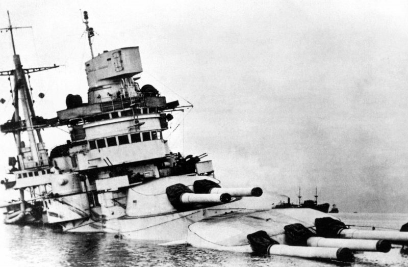 Авианосец Франклин 1945