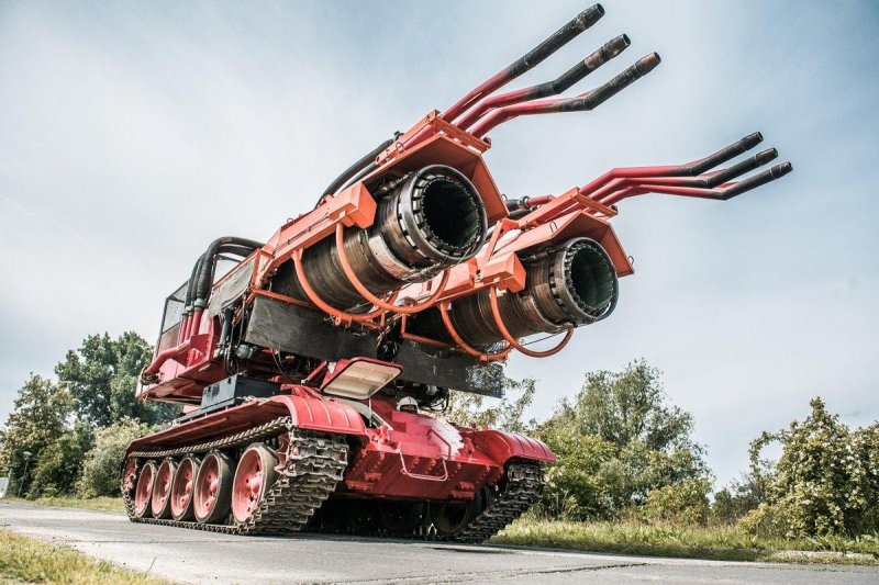 Пожарная машина ветерок на базе танка т-34