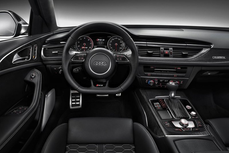 Audi rs6 Interior
