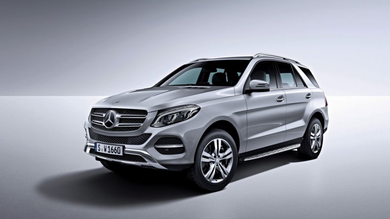 Мерседес GLE 350 белый купе