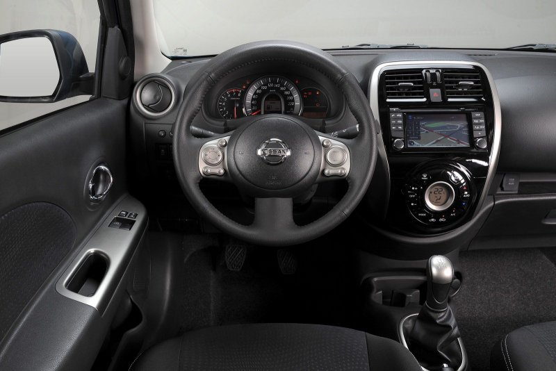 Nissan Micra 2014 Interior