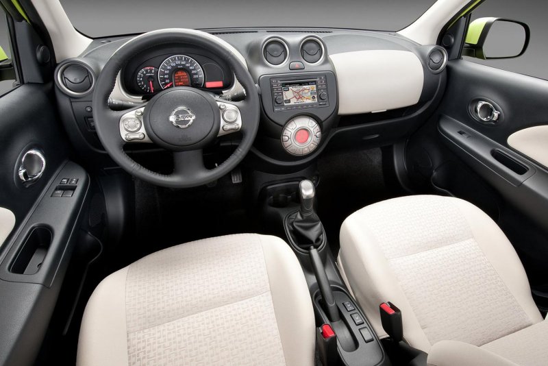 Nissan Micra 2014 Interior