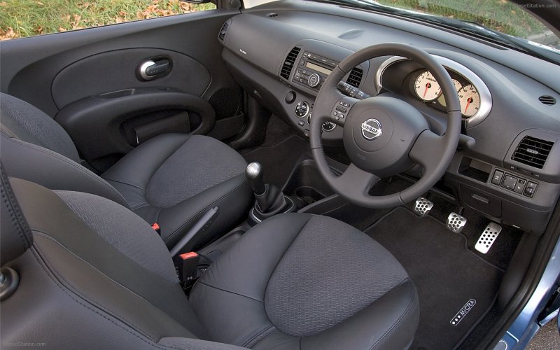 Nissan Micra 2008 салон